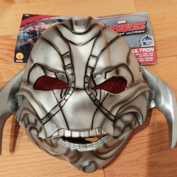 BNWT Avengers 2 Age of Ultron Adult Ultron Mask - Picture 2 of 4